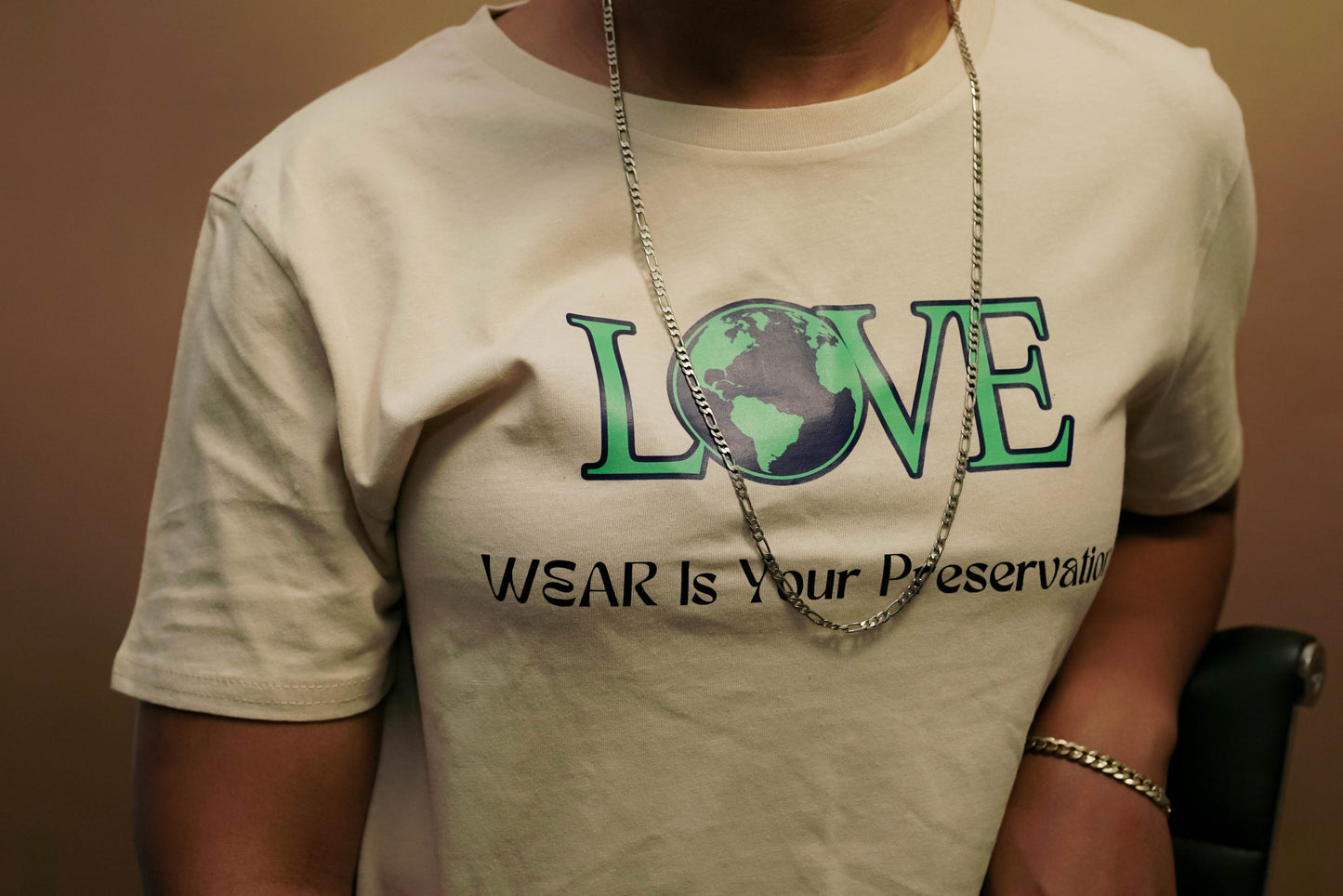 LOVE Earth crop shirt